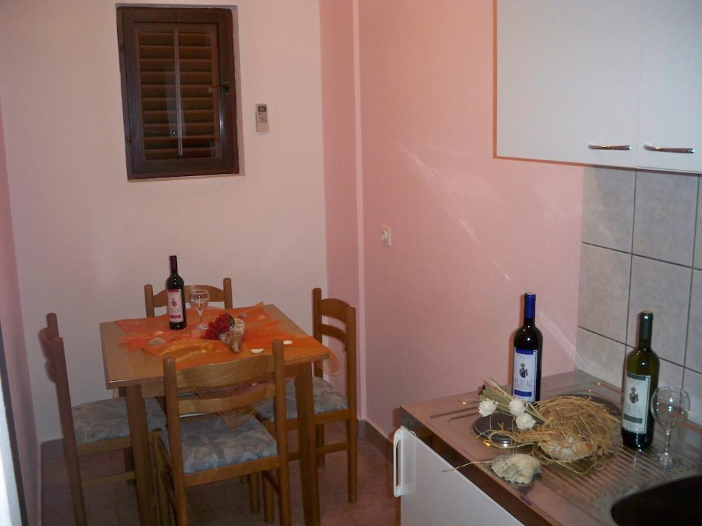 Guesthouse Lucic Orebić Pokoj fotografie